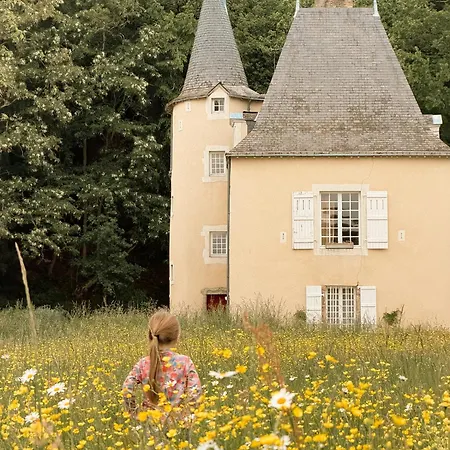 Historic Coach House On A French Chateau Estate