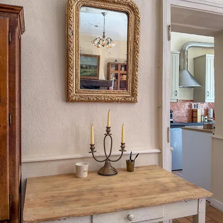 Historic Coach House On A French Chateau Estate * Montsûrs