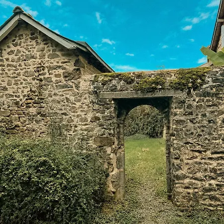 Σπίτι διακοπών Historic Coach House On A French Chateau Estate *